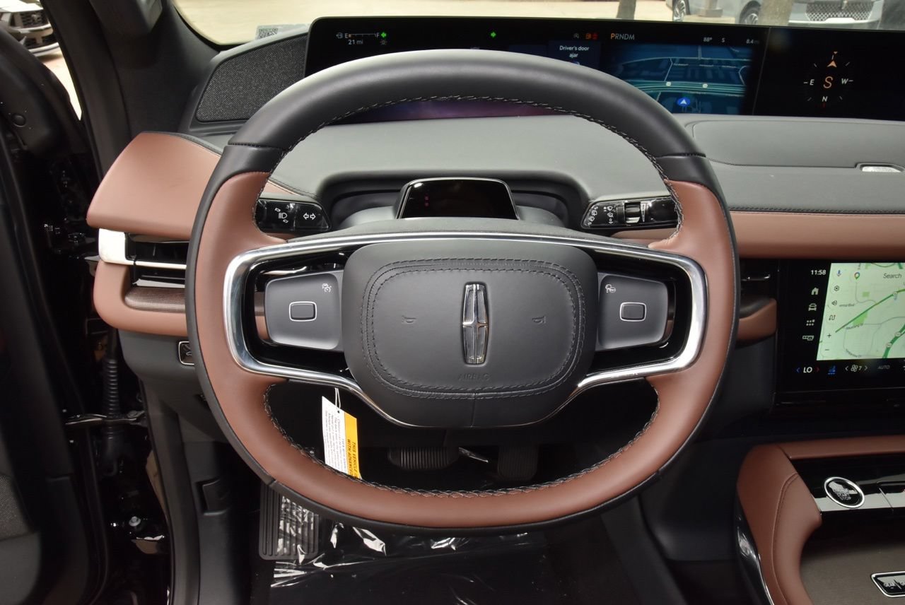 New 2027 Lincoln Navigator Reserve AWD/4WD image 23