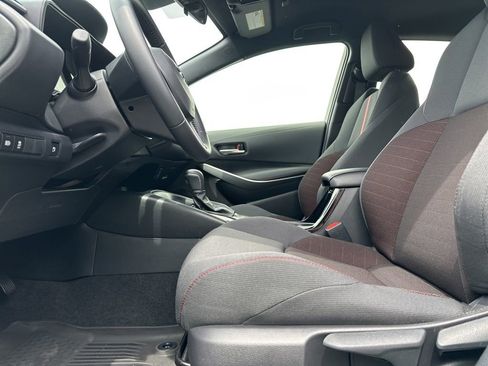 Certified 2025 Toyota Corolla SE FWD image 22