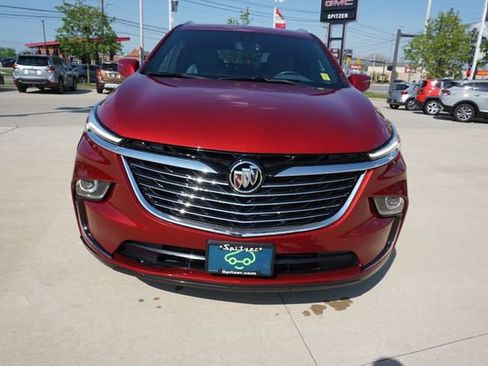 Used 2024 Buick Enclave Essence AWD/4WD image 13