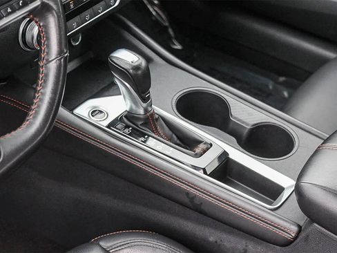 Used 2022 Nissan Altima 2.5 SR image 23