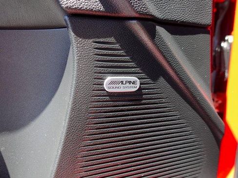 Used 2017 Dodge Challenger SXT Plus RWD image 13