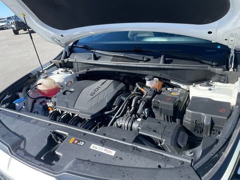Certified 2024 Kia Sportage LX image 32