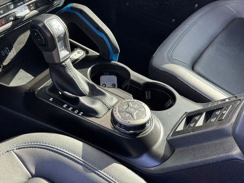 Used 2022 Ford Bronco Black Diamond image 22