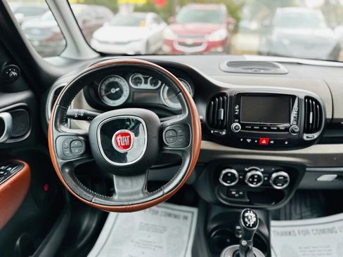 Used 2014 FIAT 500L Trekking w/ Popular Equipment Group FWD image 10