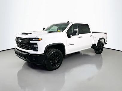Used 2025 Chevrolet Silverado 2500 Custom w/ Custom Value Package