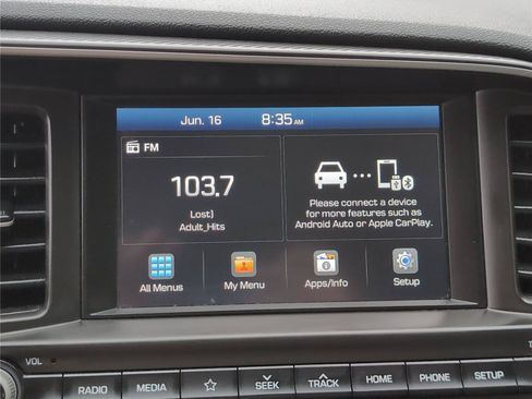 Used 2020 Hyundai Elantra SEL FWD image 21