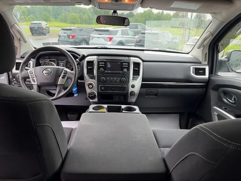 Used 2017 Nissan Titan 4x4 Crew Cab image 26