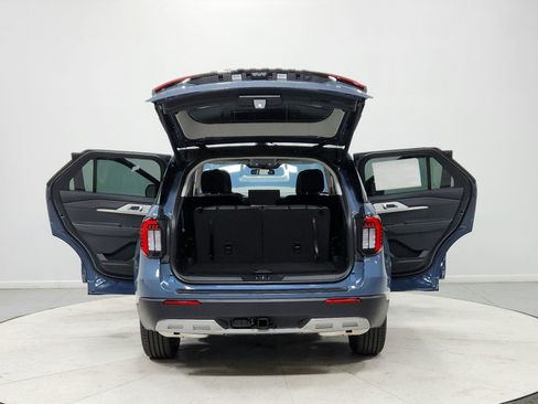 New 2026 Ford Explorer Active w/ Active Comfort Package RWD image 14