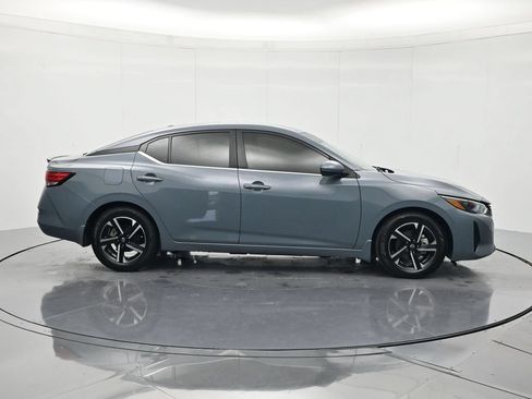 Used 2024 Nissan Sentra SV w/ Lighting Package FWD image 4