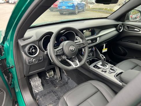 New 2025 Alfa Romeo Stelvio Sprint w/ Convenience Package image 15