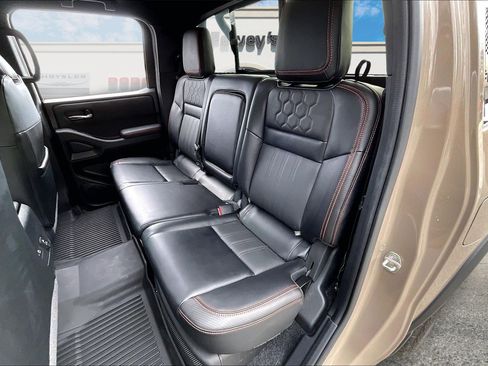 Used 2023 Nissan Frontier PRO-4X w/ Pro-4X Premium Package image 23