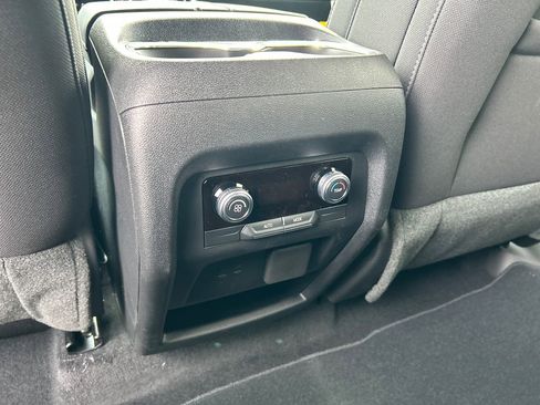 New 2026 GMC Acadia Elevation w/ Black Edition AWD/4WD image 32