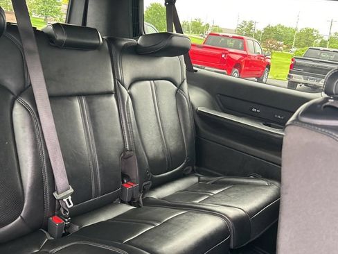 Used 2024 Jeep Wagoneer L Series II w/ Flexible Seating Group AWD/4WD image 59