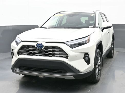 Used 2022 Toyota RAV4 Limited image 7