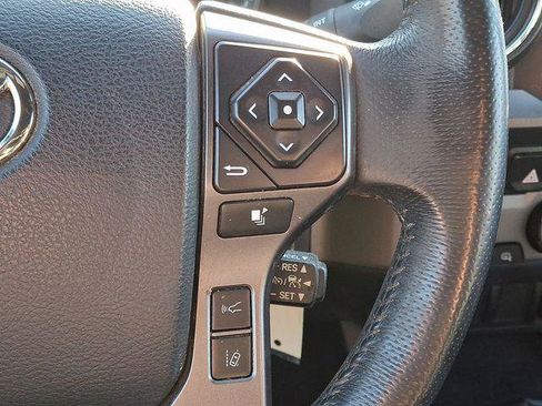 Certified 2019 Toyota Tacoma TRD Off-Road image 21