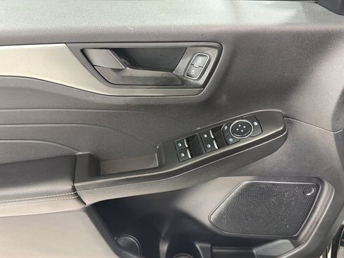Used 2026 Ford Escape Active w/ Tech Pack #1 FWD image 11