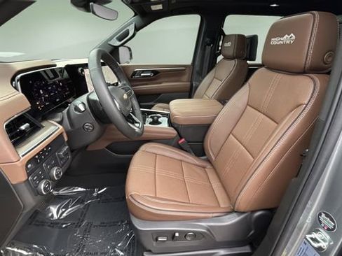 Certified 2025 Chevrolet Tahoe High Country image 18