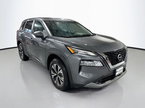 Used 2022 Nissan Rogue SV AWD/4WD image 3