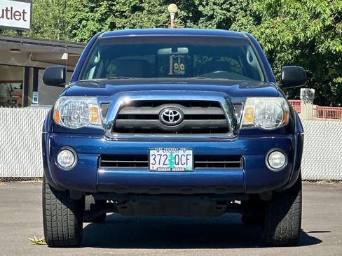 Used 2006 Toyota Tacoma PreRunner RWD image 10