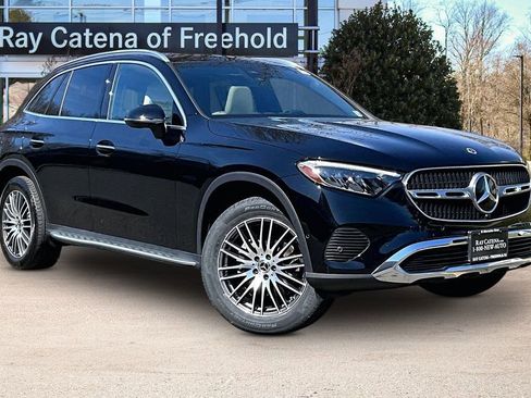 Certified 2024 Mercedes-Benz GLC 300 4MATIC image 11