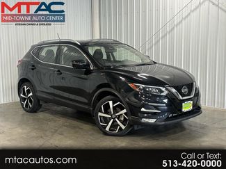 Used 2021 Nissan Rogue Sport SL w/ Premium Package image 1