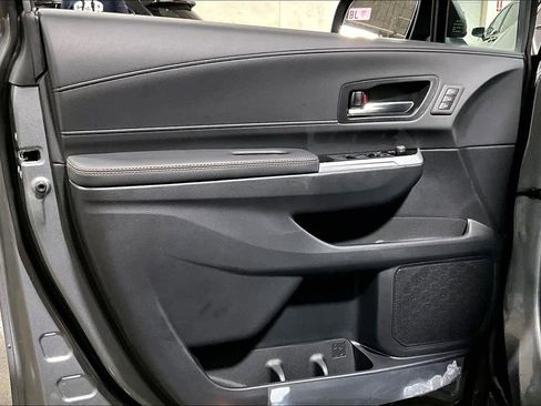 New 2026 Toyota Sienna Limited image 10