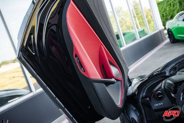 Used 2024 McLaren 750S Spider RWD image 88