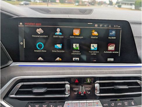 Used 2022 BMW X7 xDrive40i w/ Premium Enhanced Package image 26