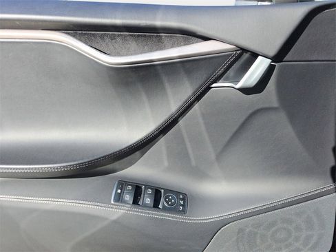 Used 2019 Tesla Model S 100D image 22