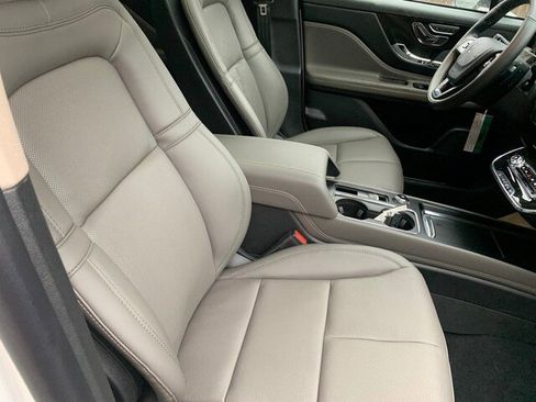 New 2026 Lincoln Corsair Grand Touring image 18