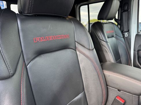 Used 2021 Jeep Gladiator Rubicon AWD/4WD image 9