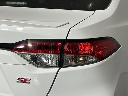 Used 2024 Toyota Corolla SE FWD image 25