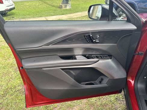 Certified 2025 Cadillac Lyriq Luxury w/ LPO, Floor Liner Package AWD/4WD image 17
