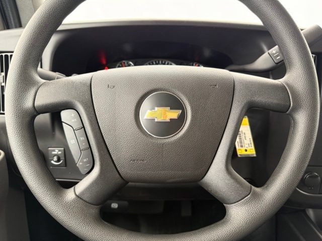 New 2026 Chevrolet Express 2500 w/ Driver Convenience Package RWD image 30