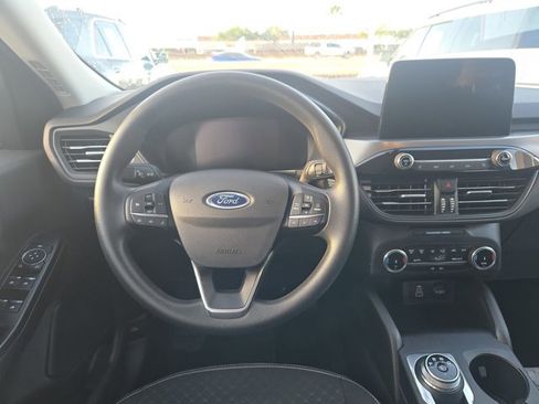 Used 2025 Ford Escape Active image 17
