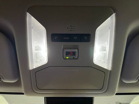 Used 2023 Toyota RAV4 LE image 9