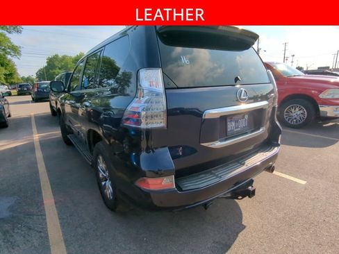Used 2018 Lexus GX 460 Premium w/ Premium Package AWD/4WD image 4