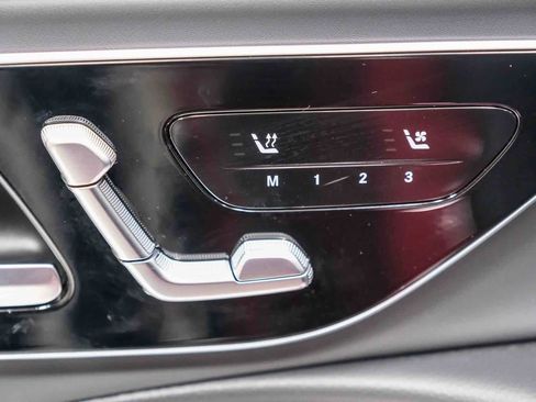 Used 2025 Mercedes-Benz E 53 AMG e 4MATIC Sedan image 23