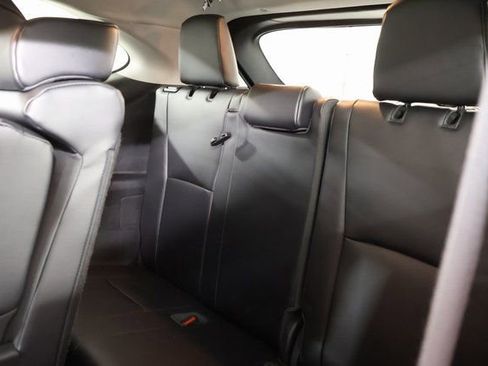 Certified 2023 Toyota Highlander XLE image 13