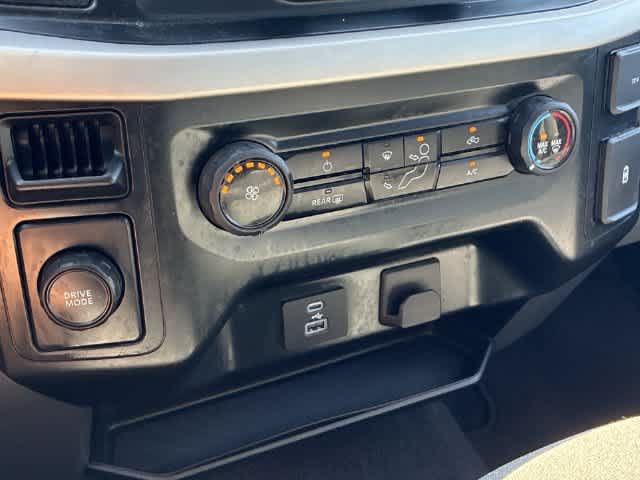 Used 2023 Ford F150 XLT RWD image 39