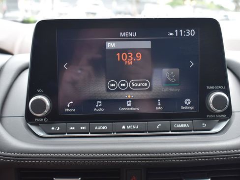 Used 2023 Nissan Rogue SV FWD image 37