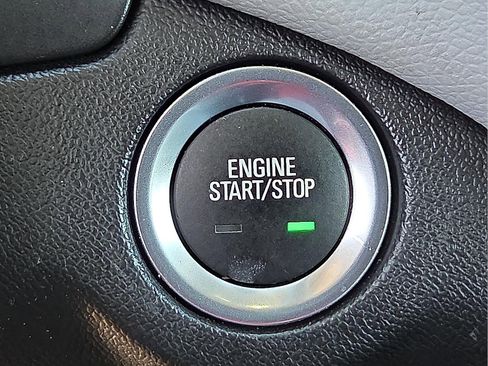 Used 2024 Chevrolet Equinox LT image 20