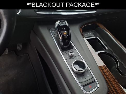 Used 2023 Cadillac Escalade Premium Luxury image 7