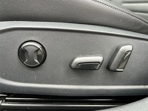 Used 2021 Volkswagen Jetta R-Line image 12