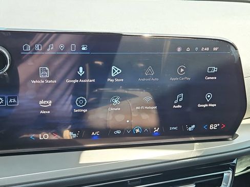 Certified 2024 Chevrolet Traverse LT FWD image 51