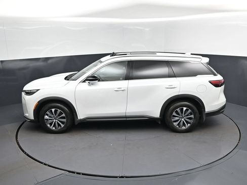 Certified 2026 INFINITI QX60 Pure w/ Cargo Package FWD image 33