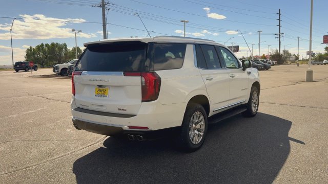 Used 2025 GMC Yukon Denali AWD/4WD image 8