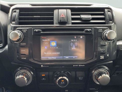 Used 2019 Toyota 4Runner TRD Off-Road AWD/4WD image 32