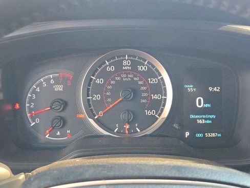 Used 2021 Toyota Corolla SE image 10