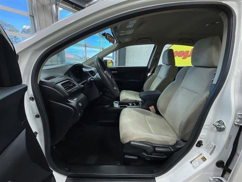 Used 2015 Honda CR-V LX image 9